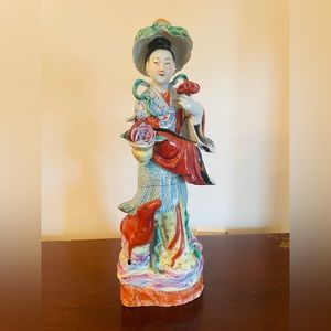 Unmarked Vintage  Female Chinese  Antique Porcelain Figurine/Statue